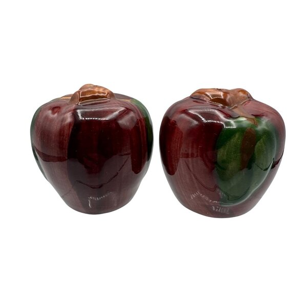 Vintage Ceramic Apple Salt & Pepper Shakers In Red And Green With Brown Stem - Picture 3 of 4
